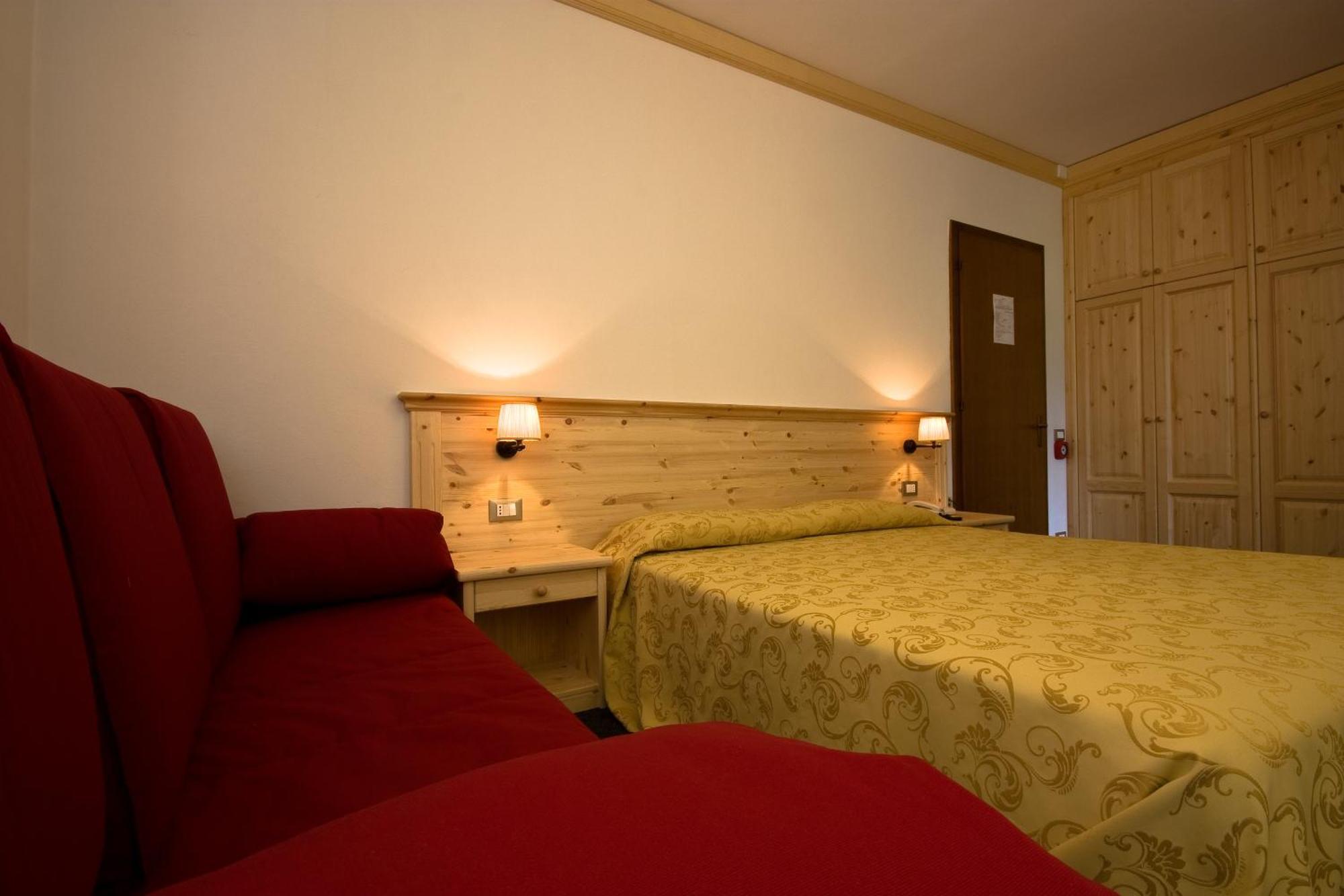 Sport Hotel Prodongo Brallo Di Pregola Camera foto
