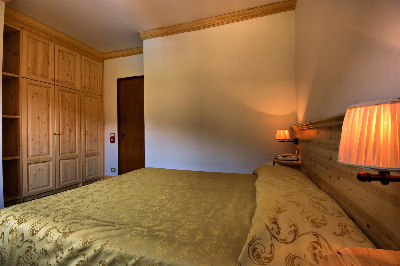 Sport Hotel Prodongo Brallo Di Pregola Esterno foto