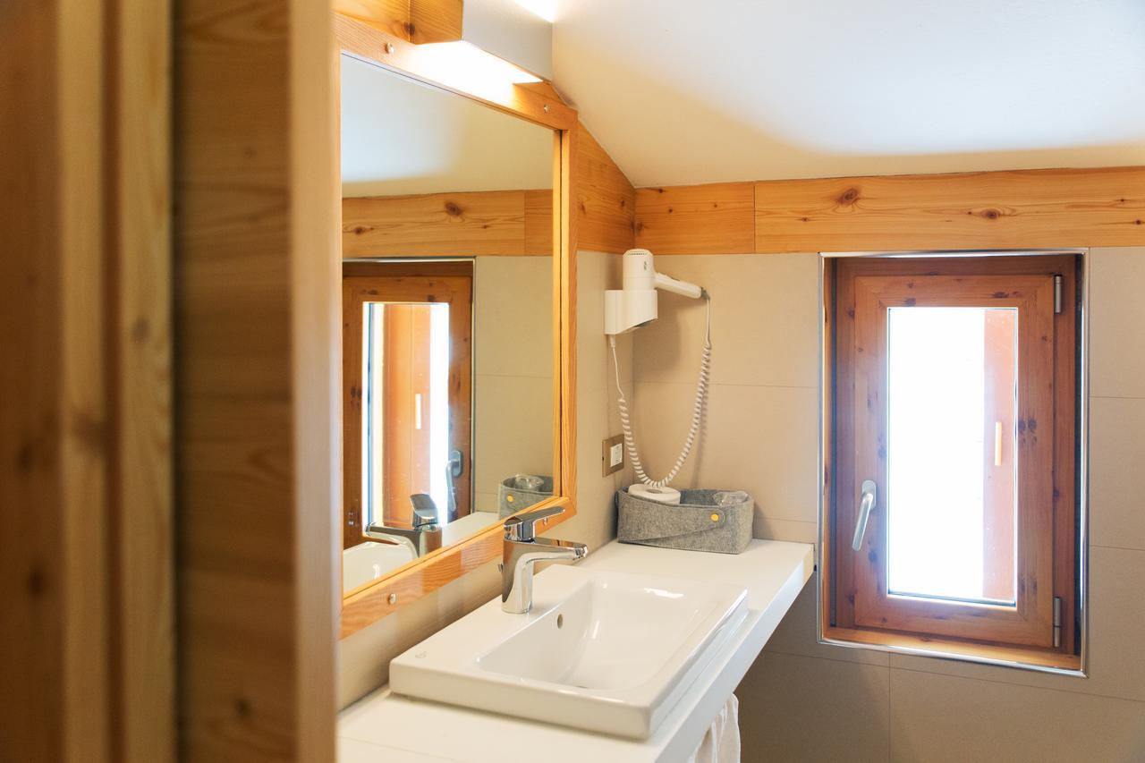 Sport Hotel Prodongo Brallo Di Pregola Esterno foto